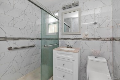 Move Right Into This Spacious Single Family Home In Jamaica - photo 13