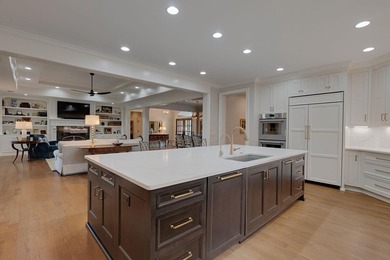 COMPLETELY RENOVATED LAKE VIEW AND GOLF COURSE HOME IN - photo 20