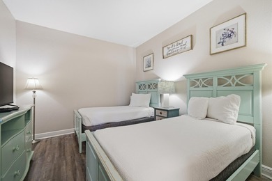 Seller is offering $5,000 towards the buyer's closing costs or - photo 21