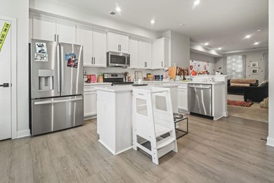 Welcome to 124 Galil Dr., Unit 21D - a stunning three-bedroom - photo 30