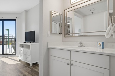 Seller is offering $5,000 towards the buyer's closing costs or - photo 30