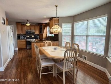 BACK ON THE MARKET- This 4-bedroom, 2.5 bath Center hall - photo 6