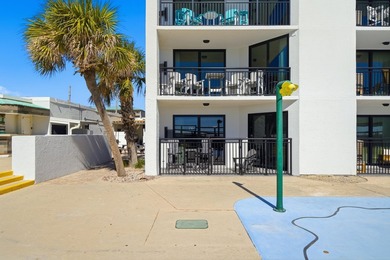 Seller is offering $5,000 towards the buyer's closing costs or - photo 43