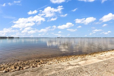 Welcome to your dream coastal retreat! This spacious 3 bedroom - photo 52
