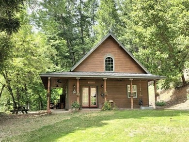 (private lake, pond, creek) Home Active Under Contract in Hayfork California