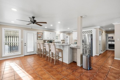 Lakefront home on Lake Hamilton offering over 3,000 sq ft, 4 - photo 11