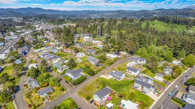 Ocean View lot in the heart of North Lincoln City, just a few - photo 11