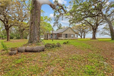 55 Cedar Point Rd - 10.57 | Marsh Views | Historic Coastal - photo 14