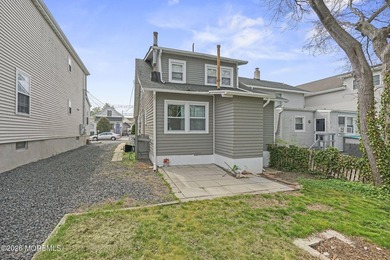 3 bedroom/2 bath home on a 30 x 100 lot in desirable Lake Como - photo 16
