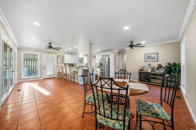 Lakefront home on Lake Hamilton offering over 3,000 sq ft, 4 - photo 18