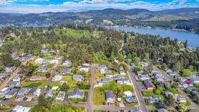 Ocean View lot in the heart of North Lincoln City, just a few - photo 19
