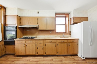 Nestled in the highly sought-after Woodlawn Heights section of - photo 8