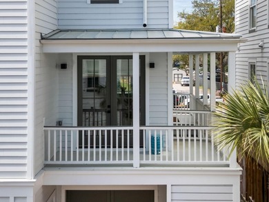 Welcome to 18 Iron Forge Alley, a beautifully designed luxury - photo 3