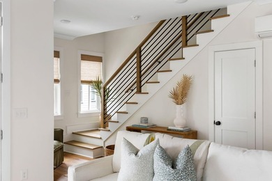 Welcome to 18 Iron Forge Alley, a beautifully designed luxury - photo 6