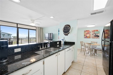 Welcome to your light, bright coastal escape on the shores of - photo 15
