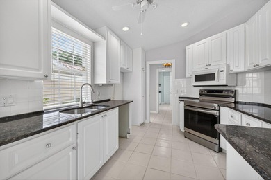 Light and bright 2BR/2BA/1CG home in desirable Palm City. This 1 - photo 15