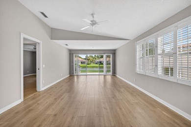Light and bright 2BR/2BA/1CG home in desirable Palm City. This 1 - photo 16