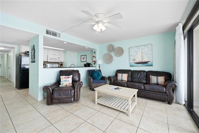 Welcome to your light, bright coastal escape on the shores of - photo 17