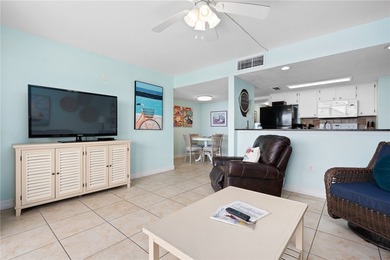 Welcome to your light, bright coastal escape on the shores of - photo 18