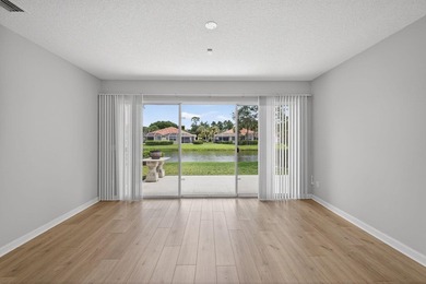 Light and bright 2BR/2BA/1CG home in desirable Palm City. This 1 - photo 19