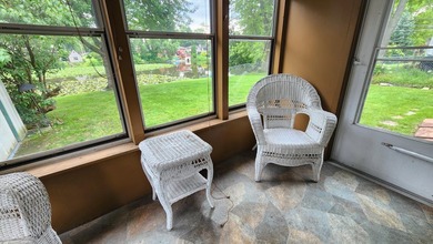 LAKEFRONT in downtown Hobart! This adorable classic brick home - photo 21