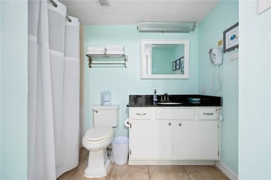 Welcome to your light, bright coastal escape on the shores of - photo 22