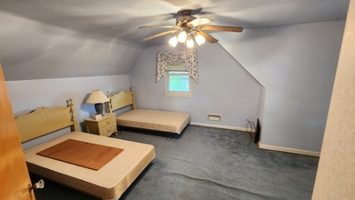 LAKEFRONT in downtown Hobart! This adorable classic brick home - photo 24