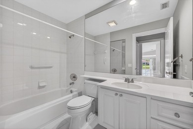 Light and bright 2BR/2BA/1CG home in desirable Palm City. This 1 - photo 26
