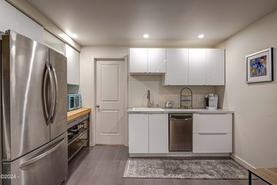 Fully custom remodeled home (2020-2021). Brought up to exacting - photo 29