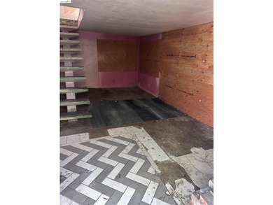 Location! Location! Location! Calling all investors, contractors - photo 30
