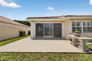 Light and bright 2BR/2BA/1CG home in desirable Palm City. This 1 - photo 32