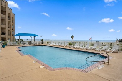 Welcome to your light, bright coastal escape on the shores of - photo 33
