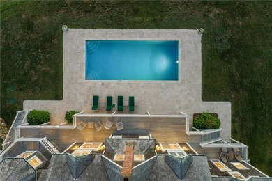 Imagine ending each day surrounded by some of the most - photo 5