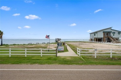 Welcome to your light, bright coastal escape on the shores of - photo 36