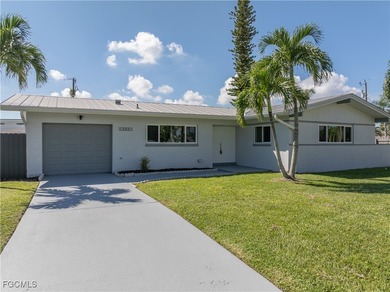 Caloosahatchee River Home Sale Pending in Cape Coral Florida