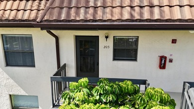 Welcome home to your well-maintained 2BR/2BA condo just steps - photo 1