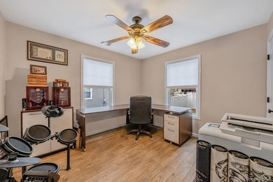 Welcome to 253 E Riviera Drive a charming expanded Cape-style - photo 13