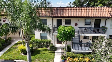 Welcome home to your well-maintained 2BR/2BA condo just steps - photo 3
