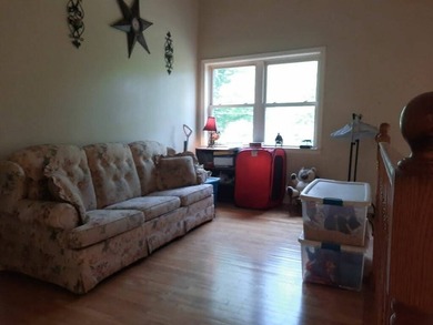 C. 2005 4 BEDROOM/2 BATH RIVERSIDE CONTEMPORARY W/ONE-CAR GARAGE - photo 16