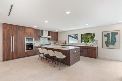 Classic Fort Lauderdale meets modern luxury in this beautifully - photo 6