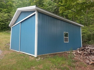C. 2005 4 BEDROOM/2 BATH RIVERSIDE CONTEMPORARY W/ONE-CAR GARAGE - photo 21