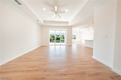 **SELLER IS MOTIVATED** Stunning new construction with 2,290 sq - photo 8
