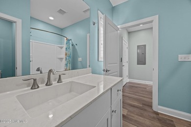 An Exclusive Sister Listing Offering of two adjacent, second-row - photo 31