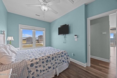 An Exclusive Sister Listing Offering of two adjacent, second-row - photo 34