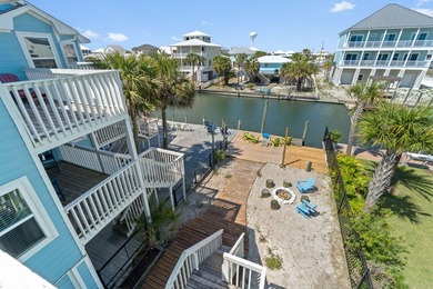 Welcome to ''The Salty Flamingo''! Waterfront living meets - photo 39