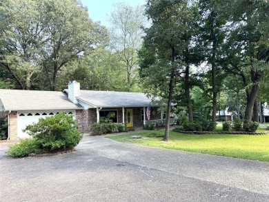 Holly Lake Ranch / Holly Lake Home For Sale in Holly Lake Ranch Texas