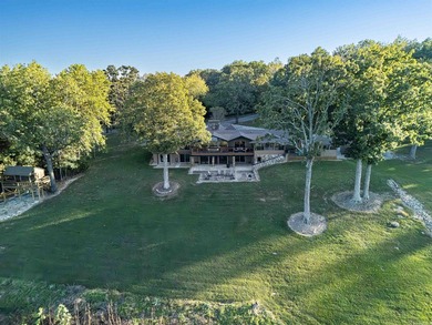 Come feel the warm embrace of this beautifully remodeled and - photo 44