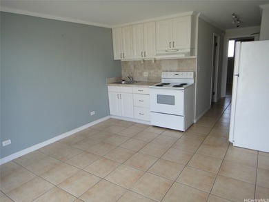 SERENE & COZY (1) BEDROOM & BATHROOM APARTMENT & COVERED/SECURED - photo 7