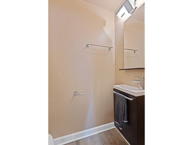 Recently Renovated Old Town Single-Family Home | 4 Bedrooms | 3 - photo 12