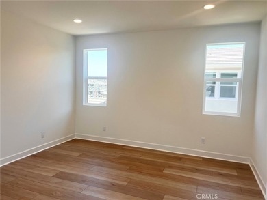 Brand new home 15 minutes to the beach! Our 2-level single - photo 12